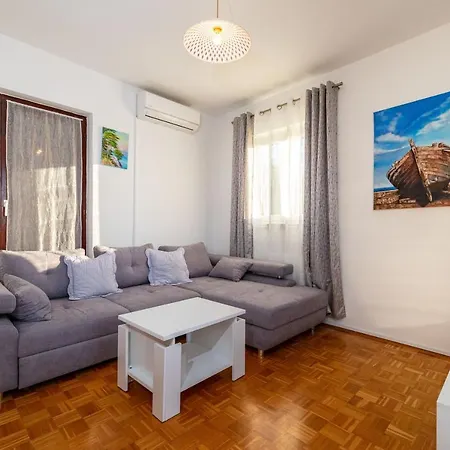 Milena Apartment