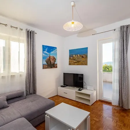 Apartment Milena *