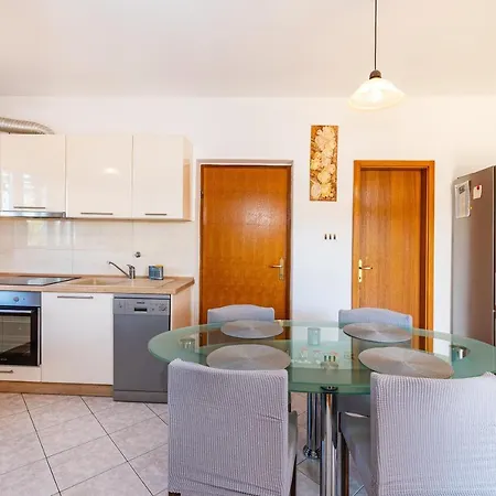 Milena Apartment Novigrad (Dalmatia)