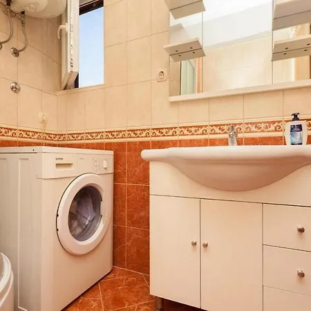 Milena Apartment *