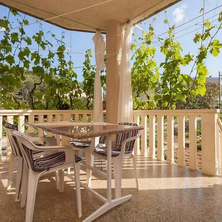 Apartment Milena