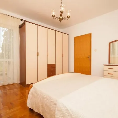 Milena Apartment *