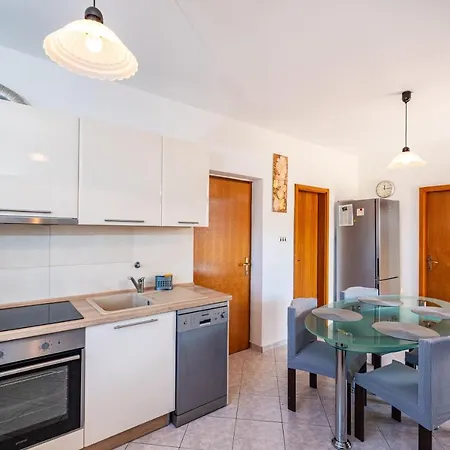 Milena Apartment